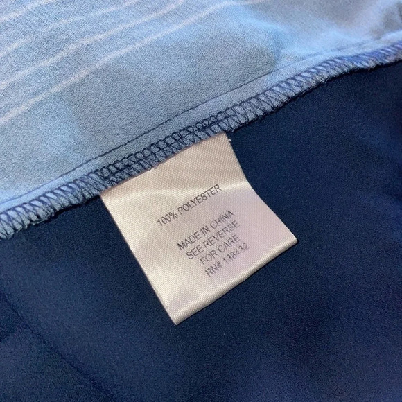 ModCloth Women’s Long Sleeve Blue Blouse Size Small - Picture 6 of 7